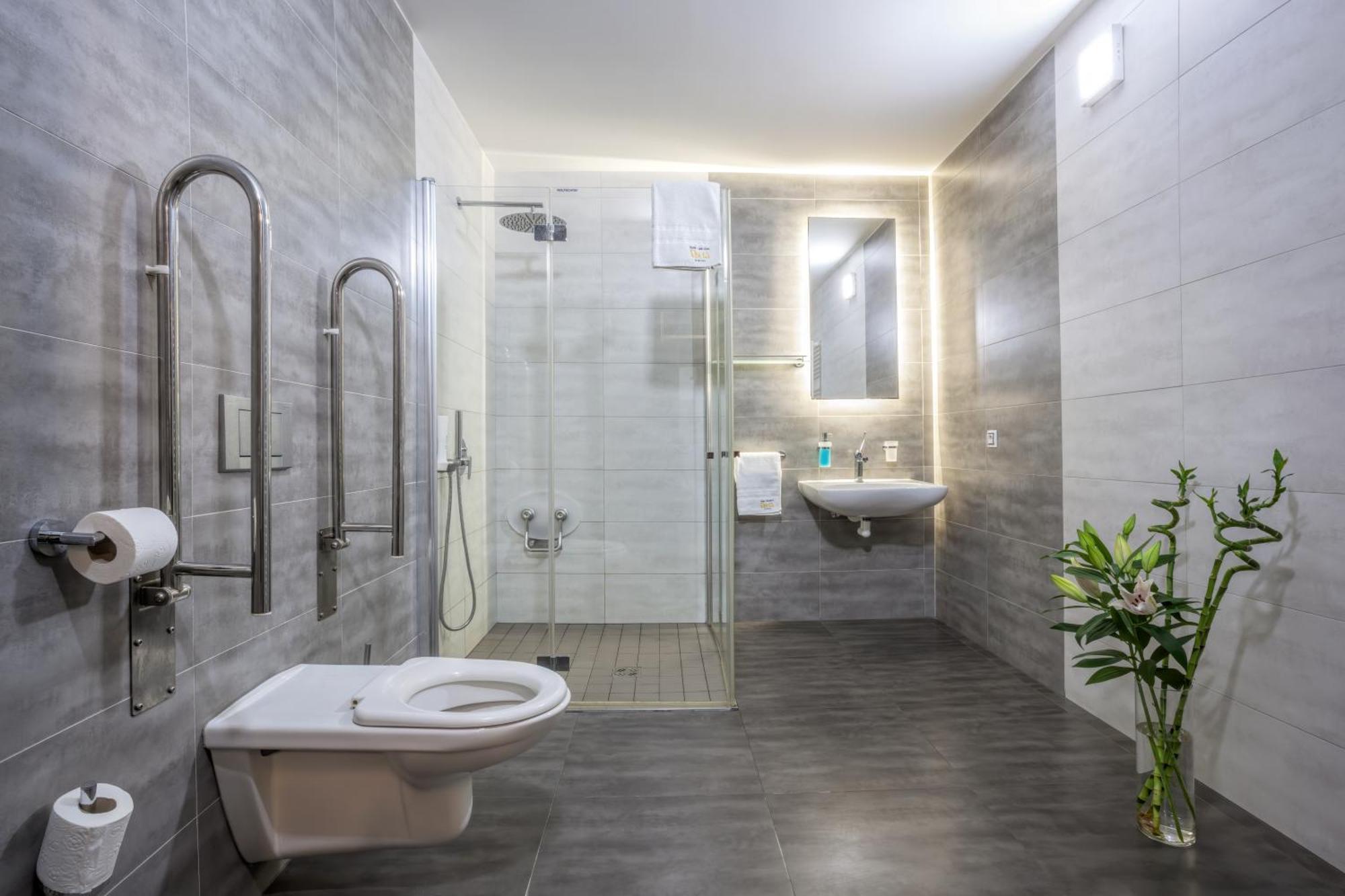 Hotel Beta Bzenec Kültér fotó