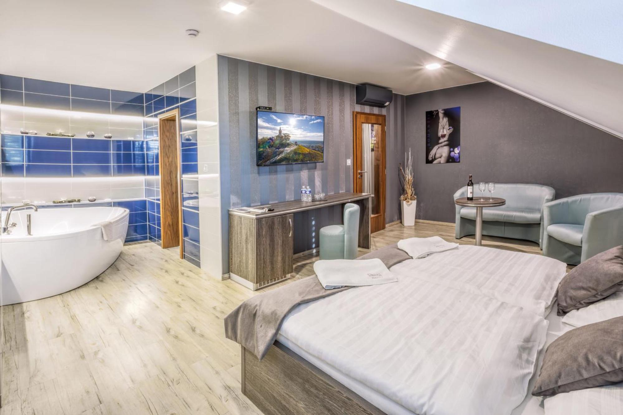 Hotel Beta Bzenec Kültér fotó