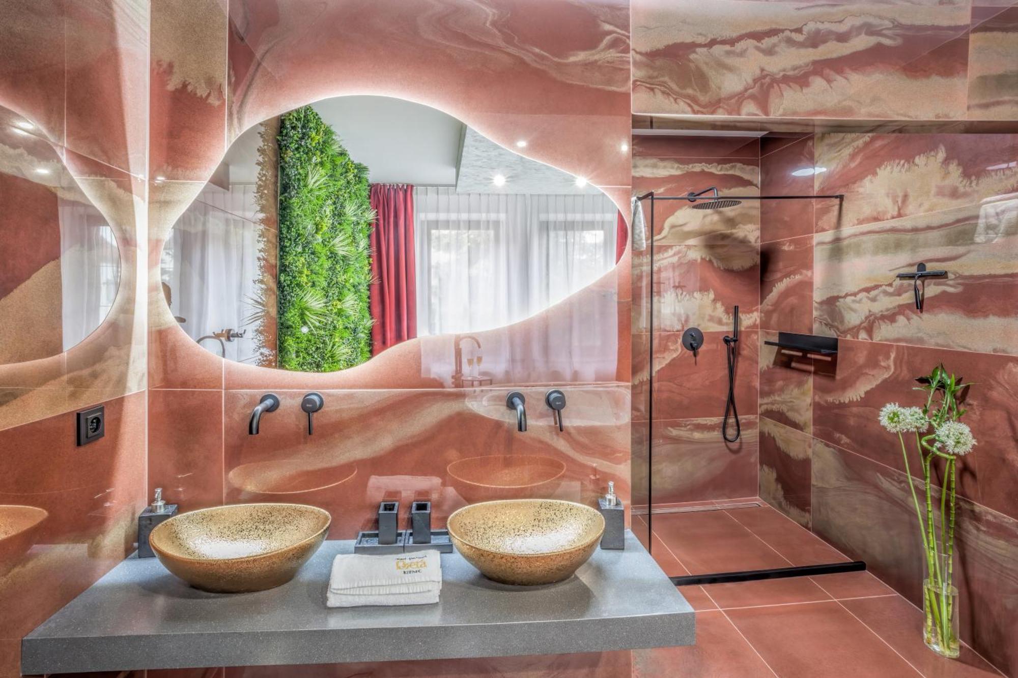 Hotel Beta Bzenec Kültér fotó