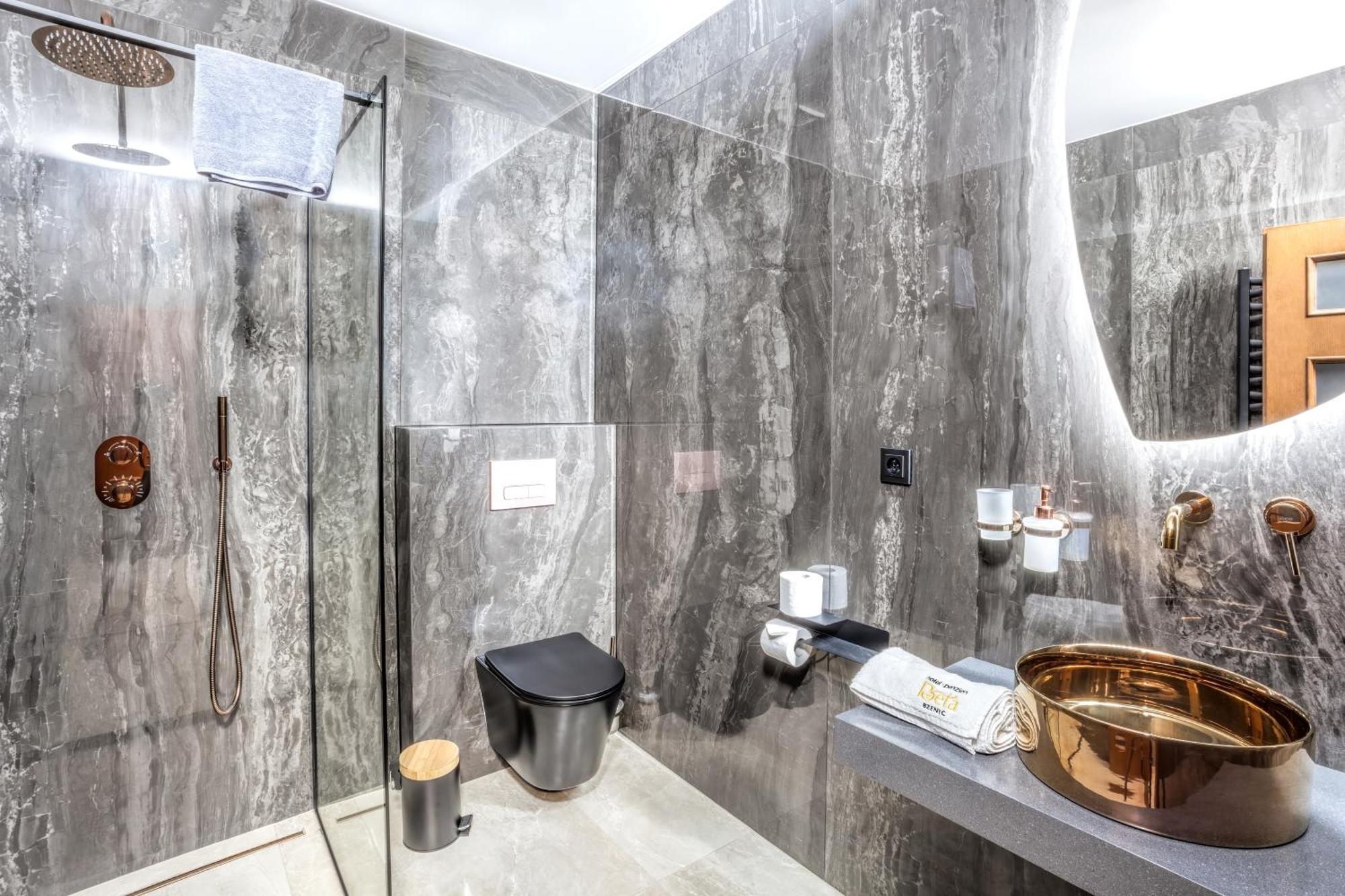 Hotel Beta Bzenec Kültér fotó