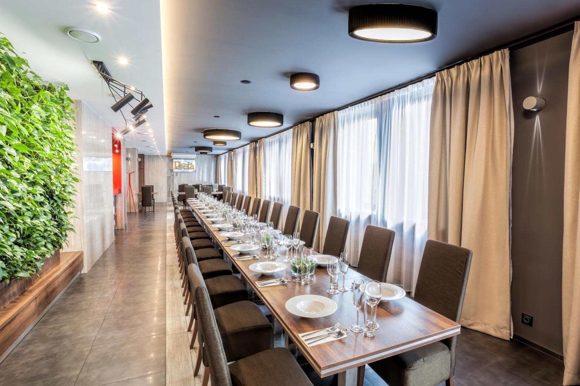 Hotel Beta Bzenec Kültér fotó